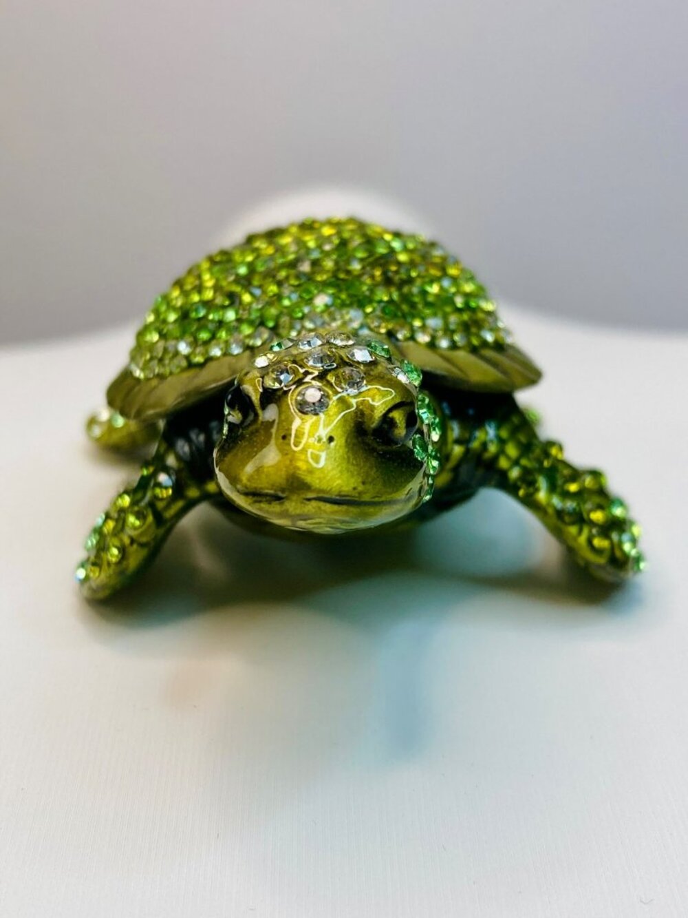 Green Rhinestone Turtle Trinket Box Hinged Lid & Magnetic Closure  -15B